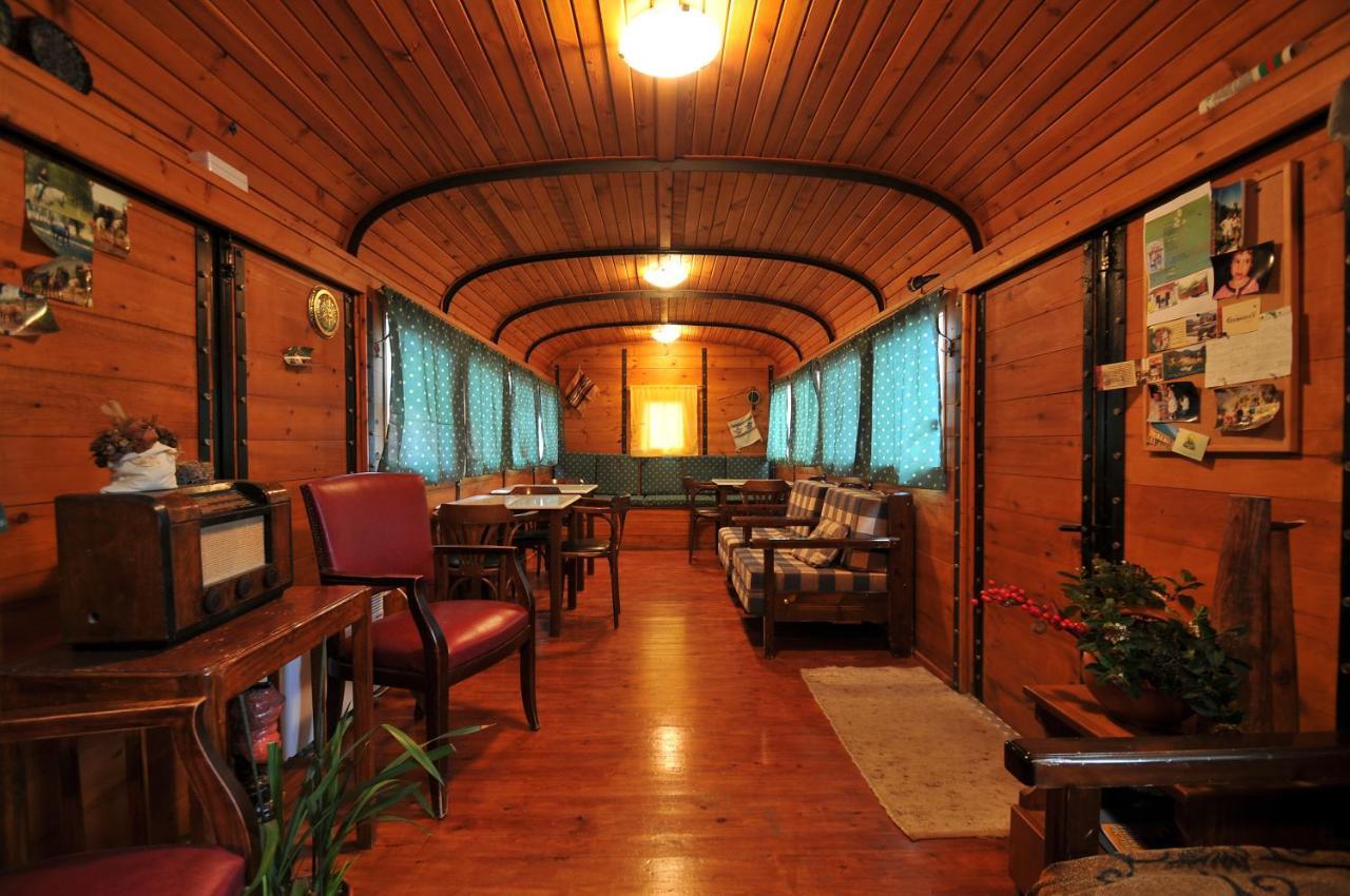 Aphrodite'S Inn Kalavrita Экстерьер фото